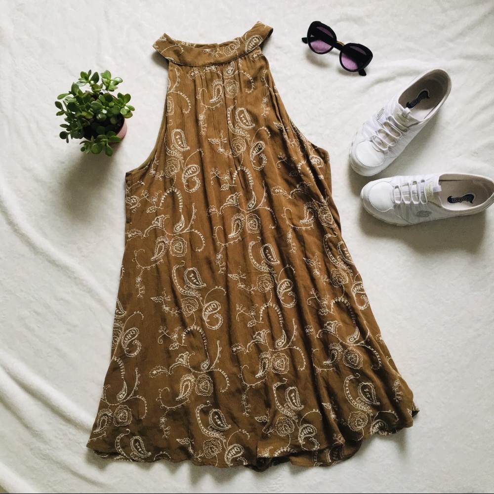 Anthropologie entro boho paisley high neck dress